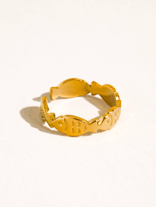 Flânerie by MAIQ - Livia 18K Gold Non-Tarnish Fish Wrap Open Ring