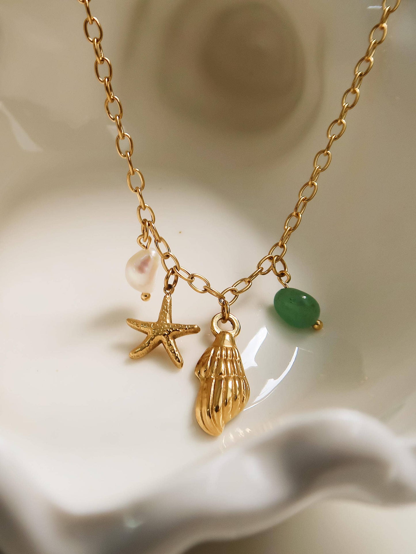Flânerie by MAIQ - Bonbon 18K Gold Non-Tarnish Pearl and Shell Charm Necklace