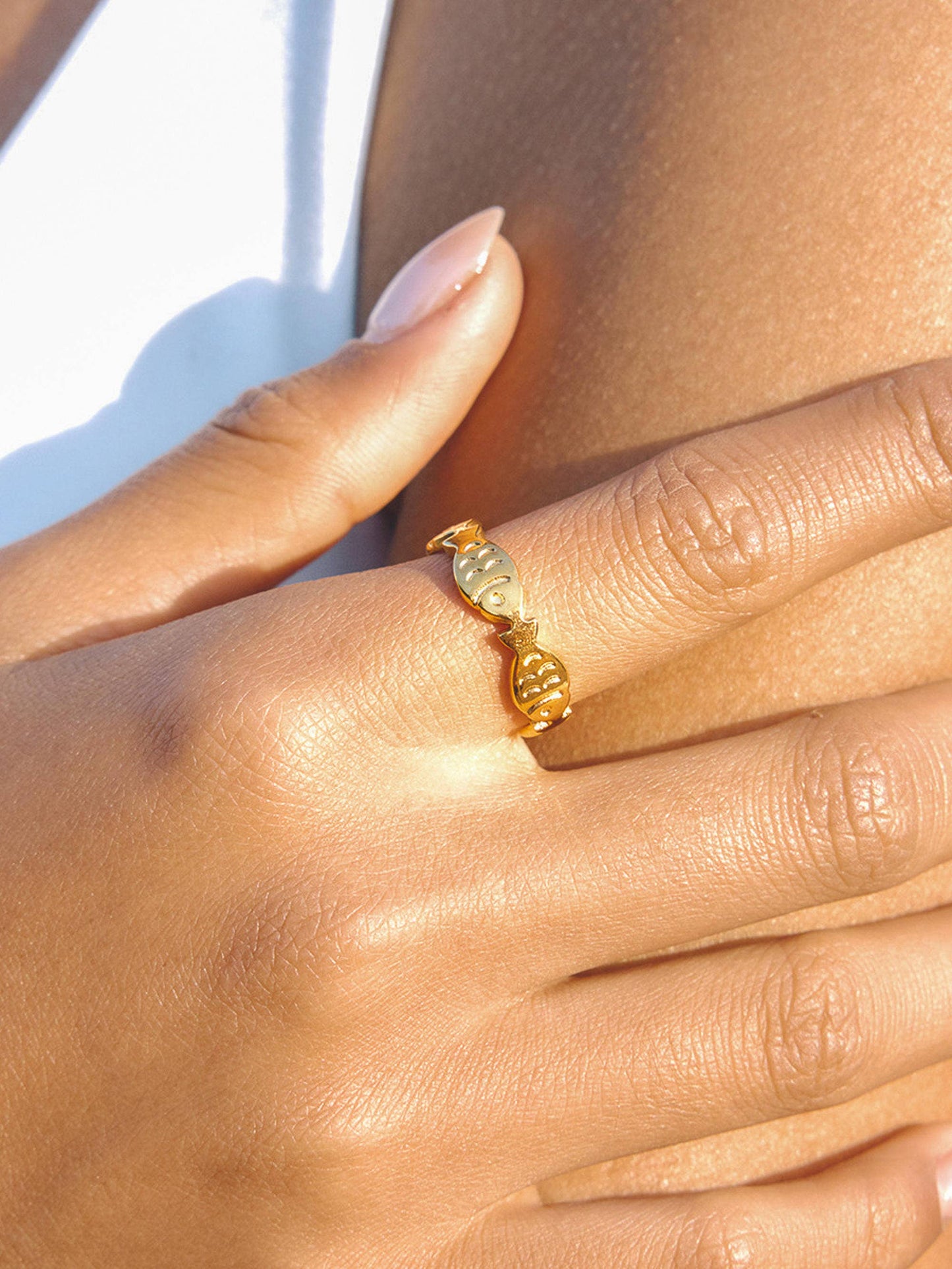 Flânerie by MAIQ - Livia 18K Gold Non-Tarnish Fish Wrap Open Ring