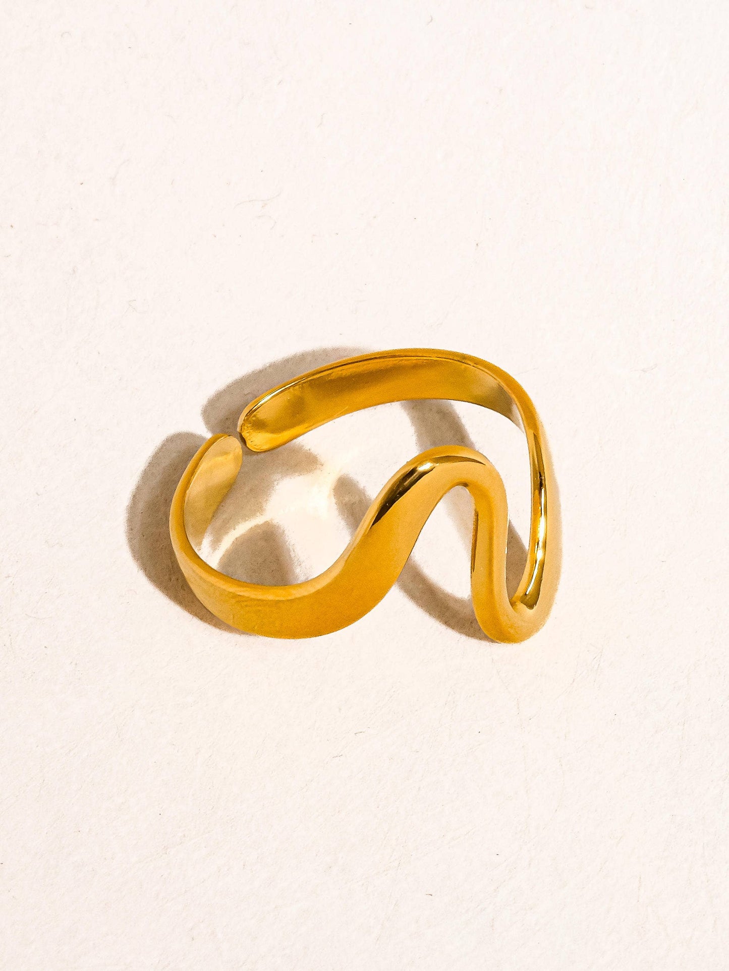 Flânerie by MAIQ - Arther 18K Gold Non-Tarnish Abstract Thin Ring
