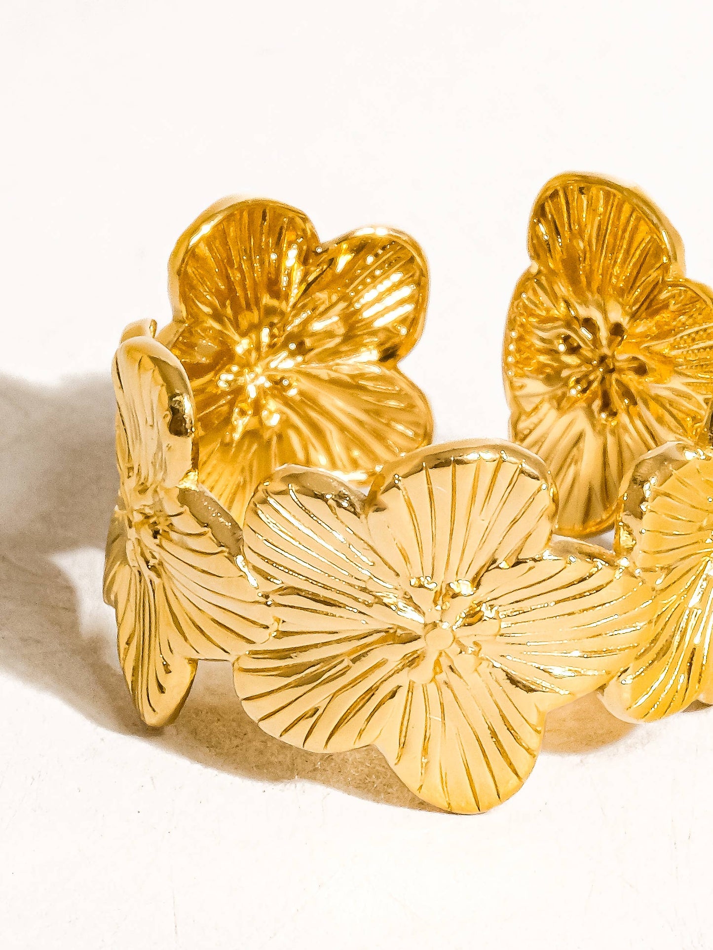Flânerie by MAIQ - Josée 18K Gold Non-Tarnish Flower Ring