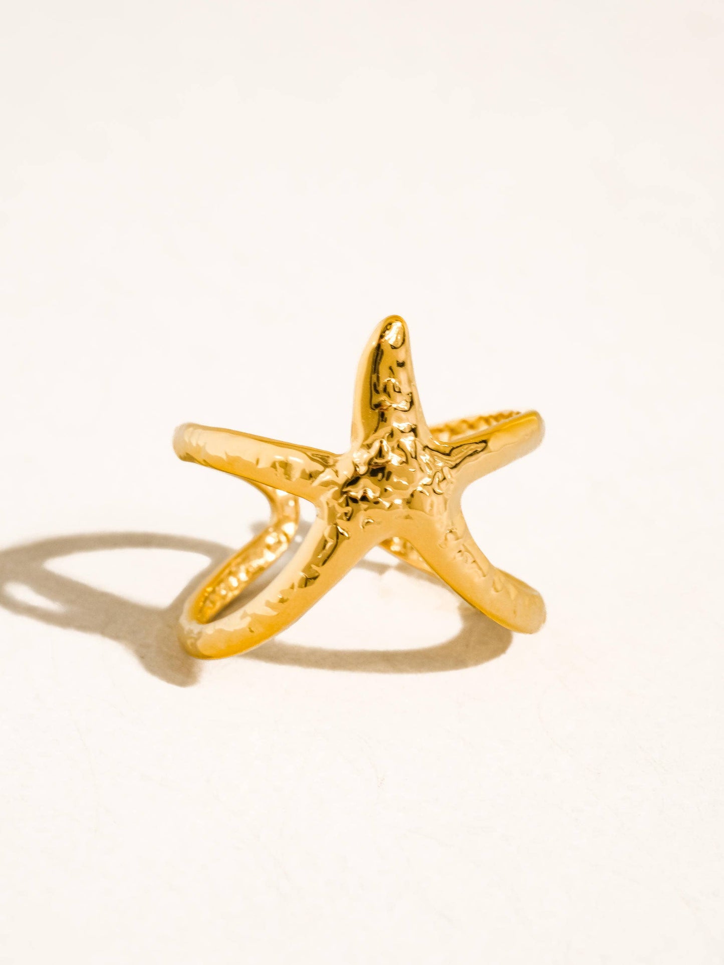 Flânerie by MAIQ - Maui 18K Gold Non-Tarnish Starfish Wrap Open Ring