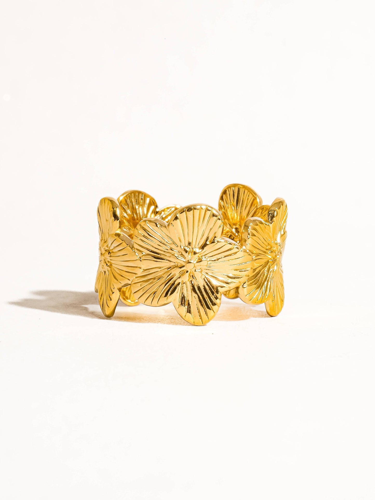 Flânerie by MAIQ - Josée 18K Gold Non-Tarnish Flower Ring