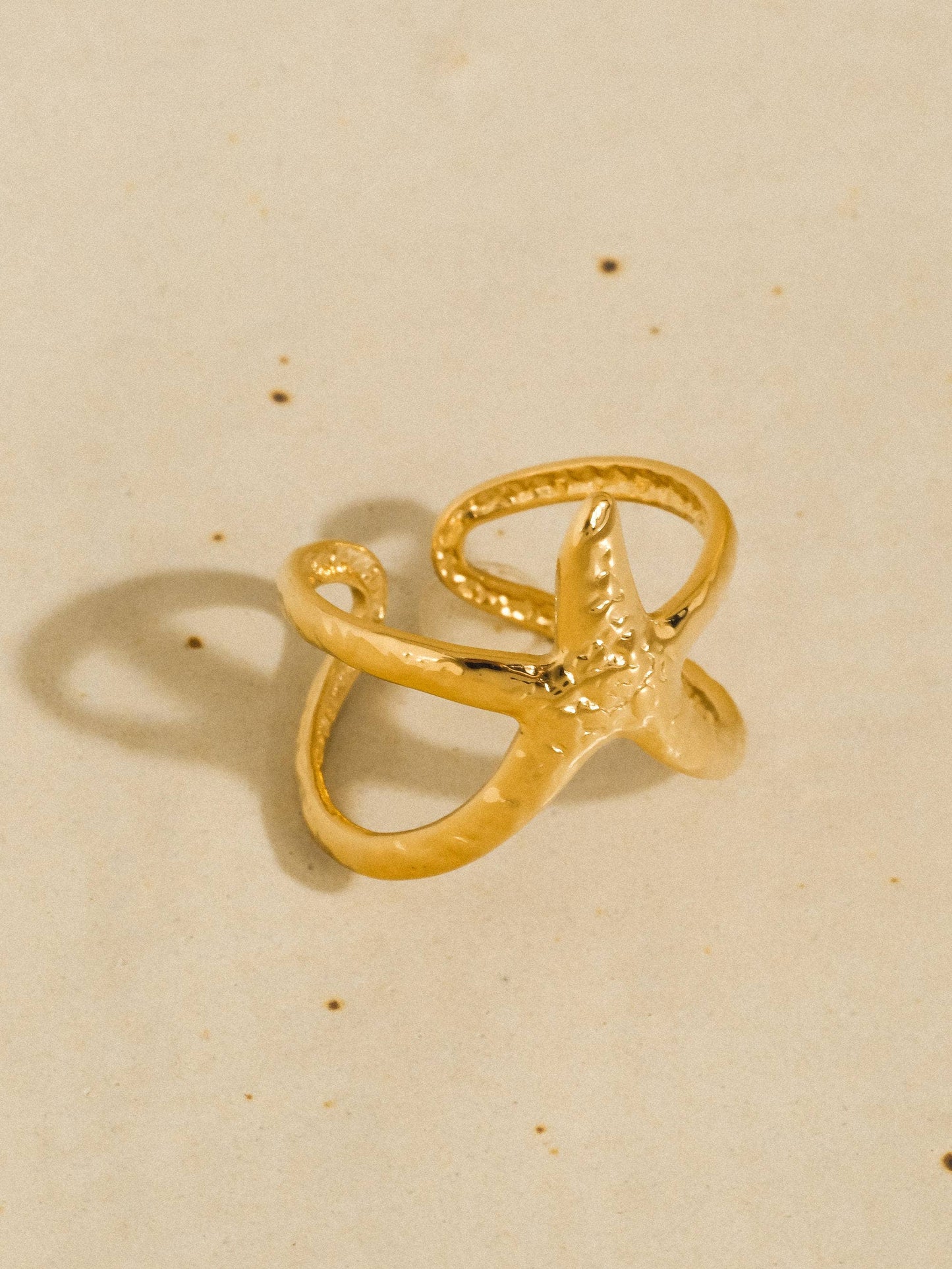 Flânerie by MAIQ - Maui 18K Gold Non-Tarnish Starfish Wrap Open Ring